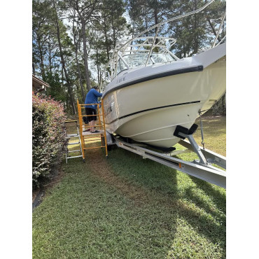 COMPLETE BOAT DETAILING AND OXIDATION REMOVAL